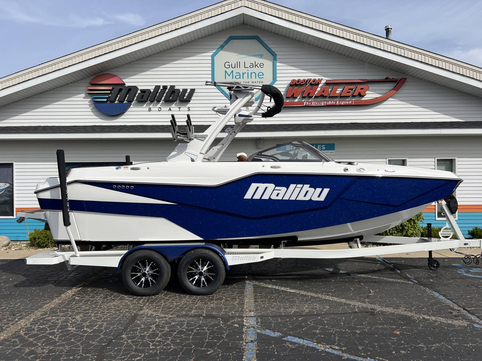 2025 Malibu M230 - Gull Lake Marine